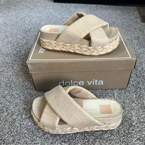 Dolce Vita NWT Blume Braided Platform Sandals in Natural, Size 6